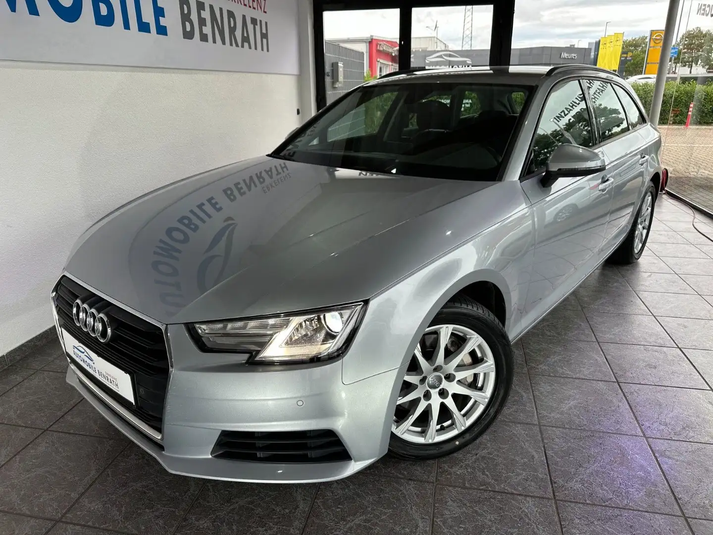 Audi A4 2.0 TDI 140kW Avant AHK*BI-Xenon*ALU*MFL*TOP Argent - 2