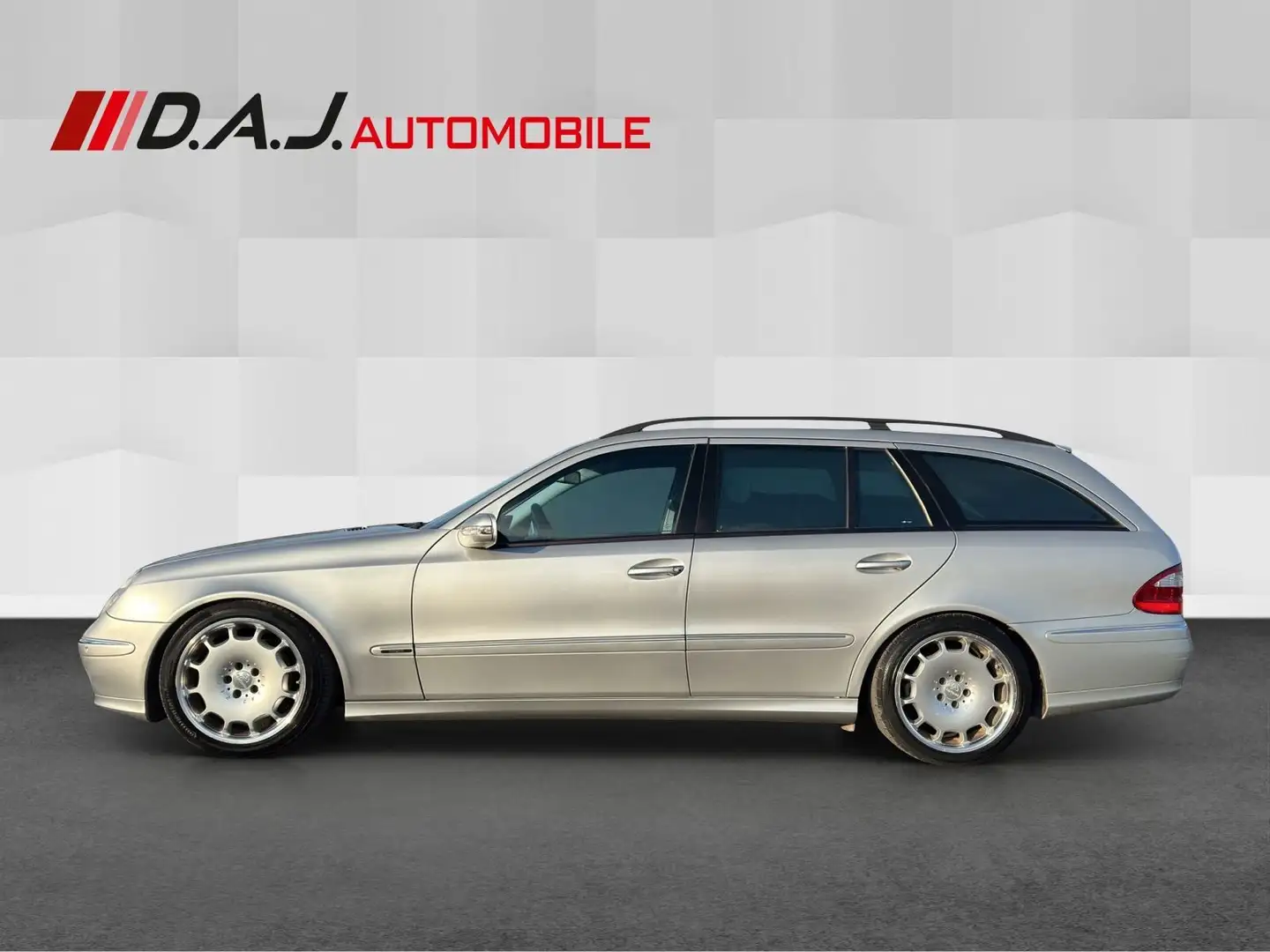 Mercedes-Benz E 320 T Aut. Avantgarde Bi-Xenon Leder Carlsson Silber - 2