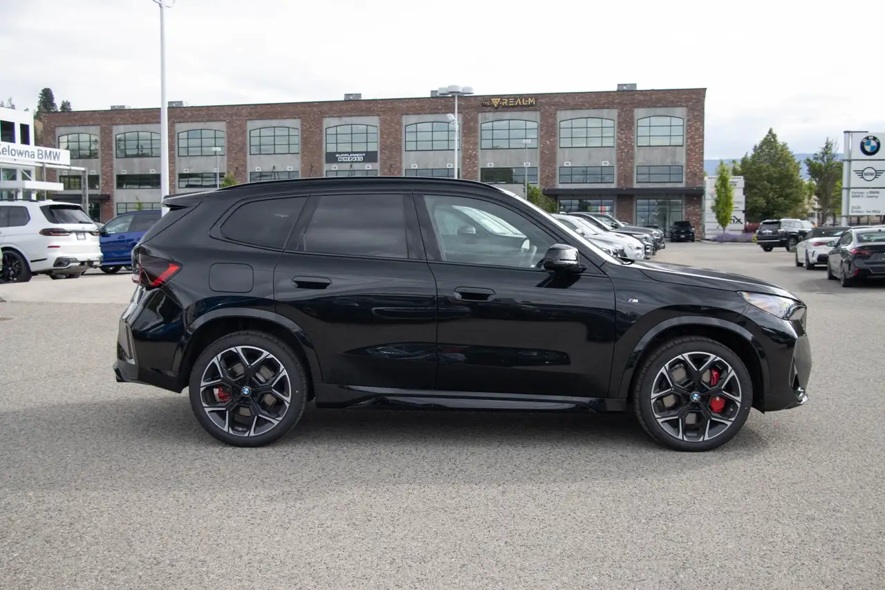 BMW X1 снимка BMW X1