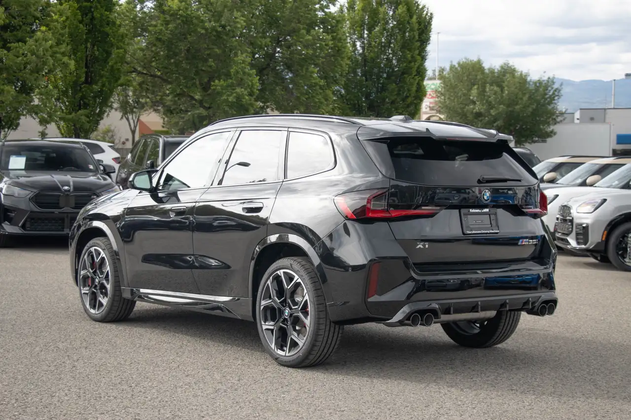 BMW X1 снимка BMW X1