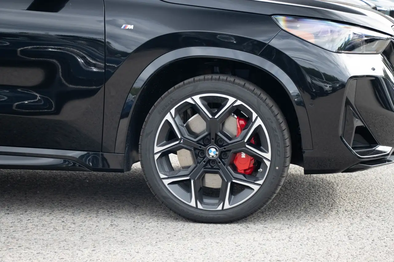 BMW X1 снимка BMW X1
