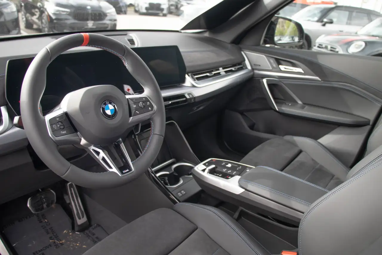 BMW X1 снимка BMW X1