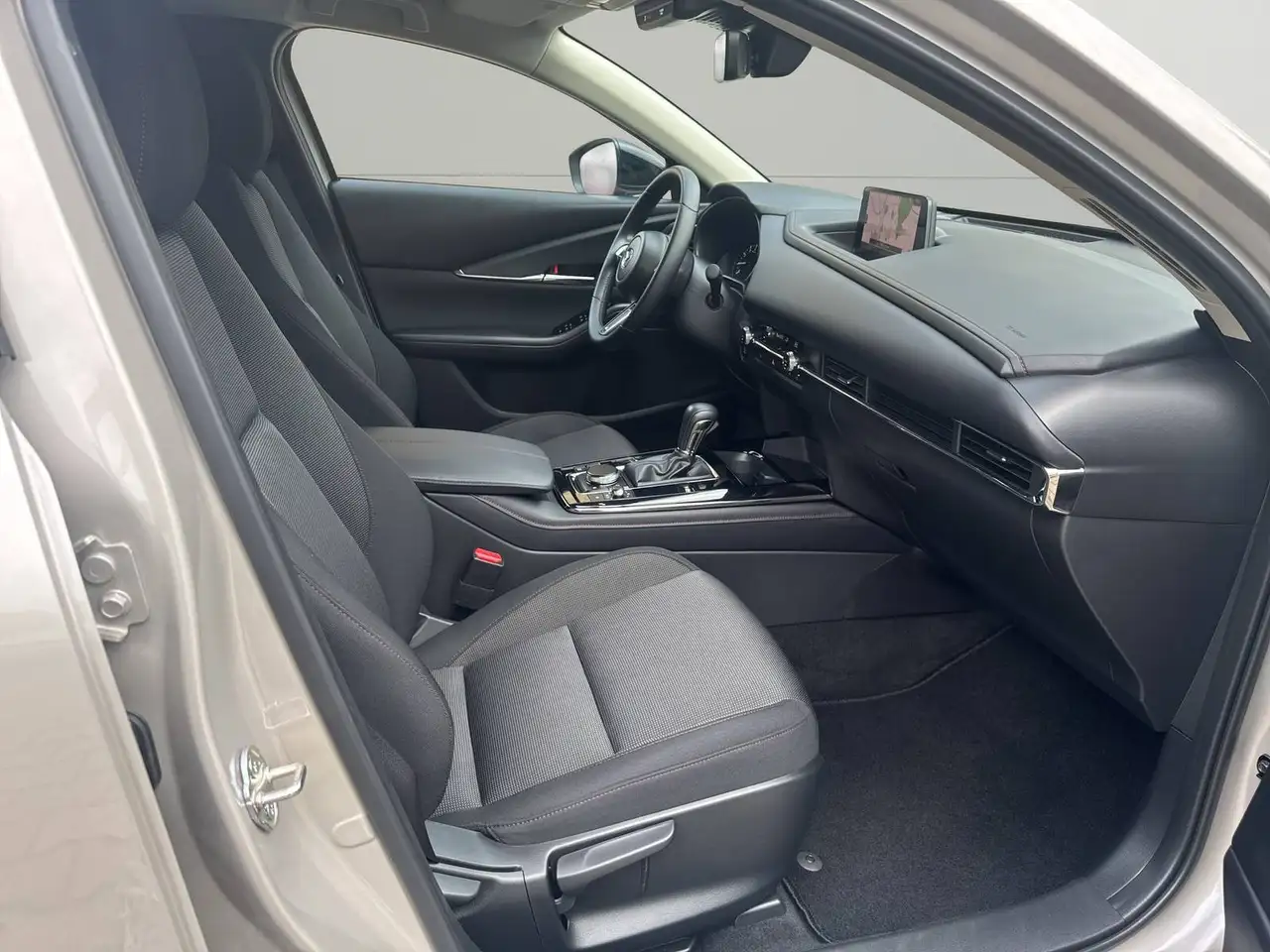 Mazda CX-30 Homura 2WD-NAVI-KAMERA-SITZHEIZUNG-LED, миниатюра 6