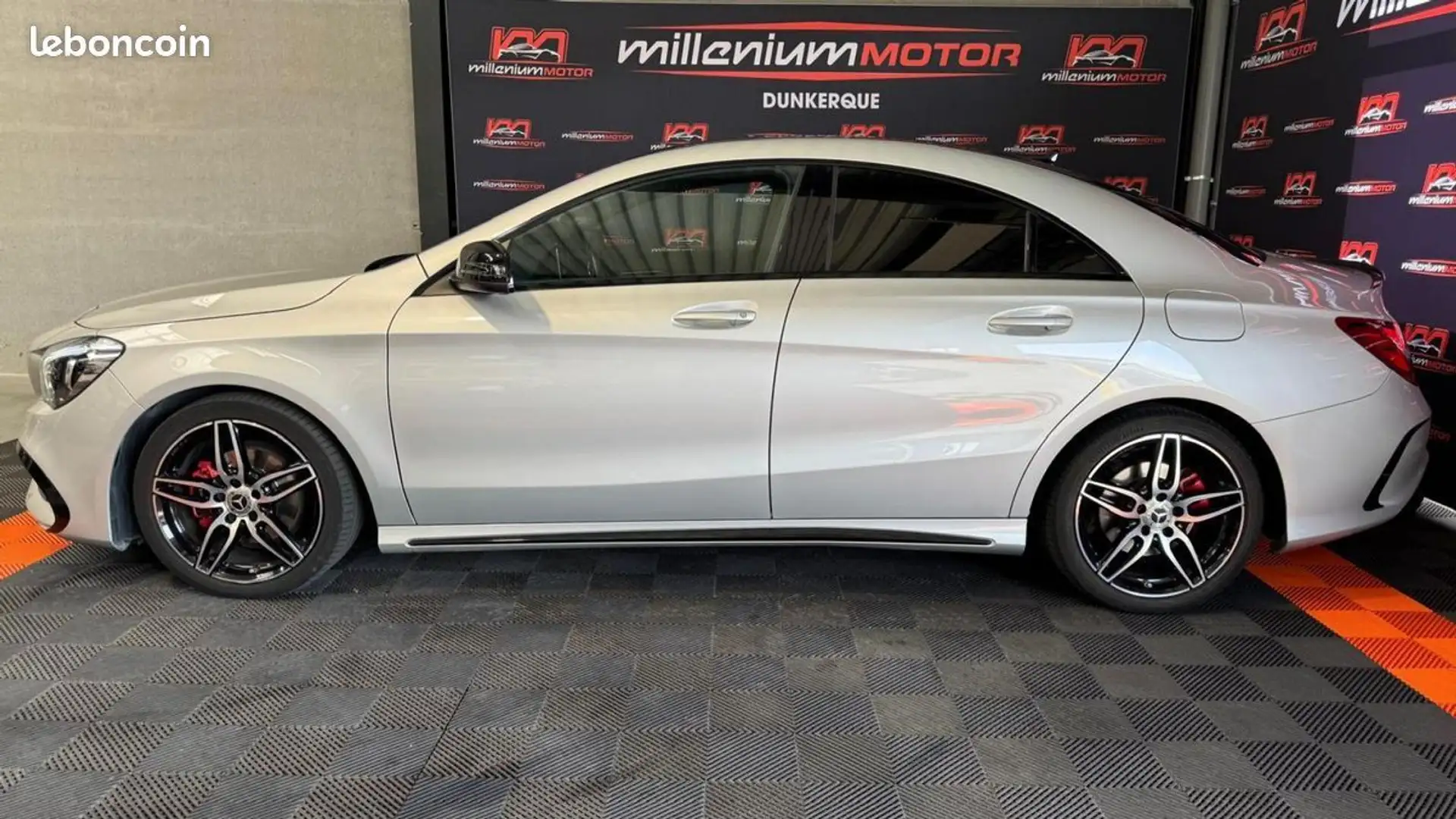 Mercedes-Benz CLA 180 Classe Mercedes 180 fascination pack amg 122 cv garantie 6 mois Gris - 2