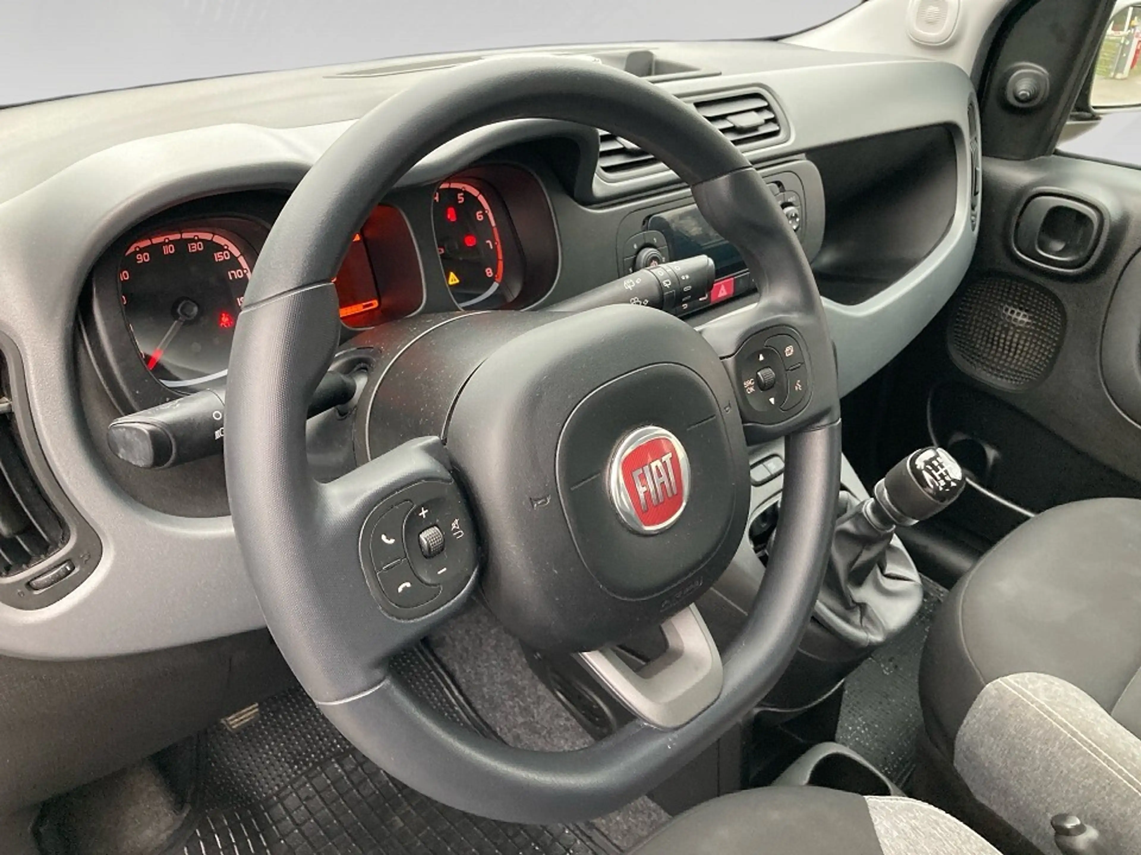 Fiat Panda City Life 70 PS Hybrid Schalter — photo 13