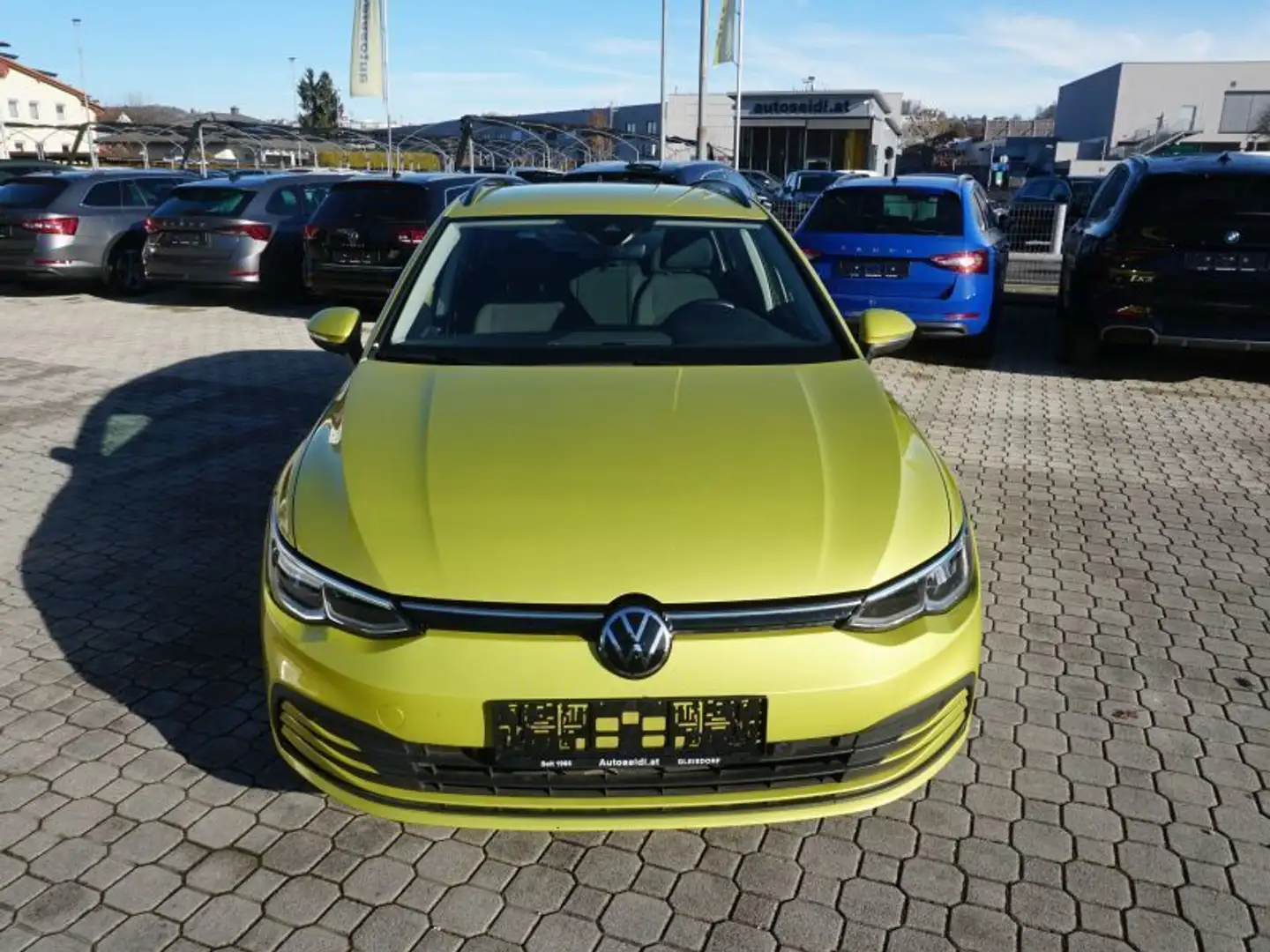 Volkswagen Golf Variant 2,0 TDI Life *2022er+NAVI+KAMERA* Gelb - 2