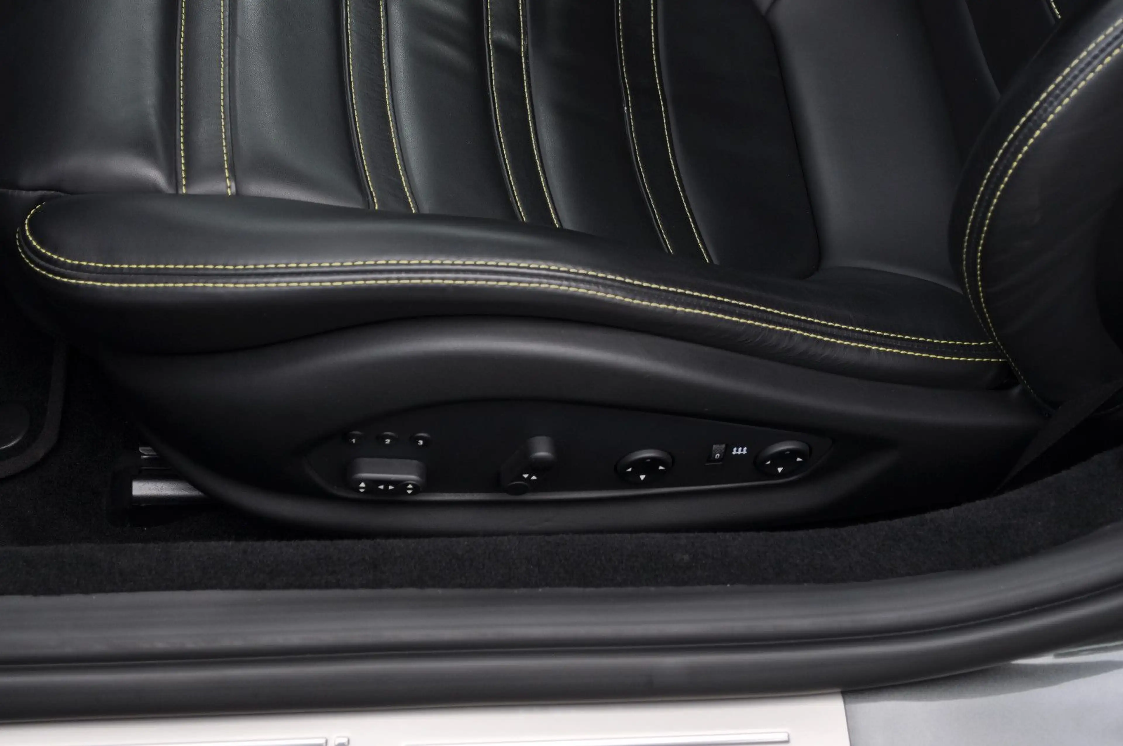 Ferrari California — photo 13