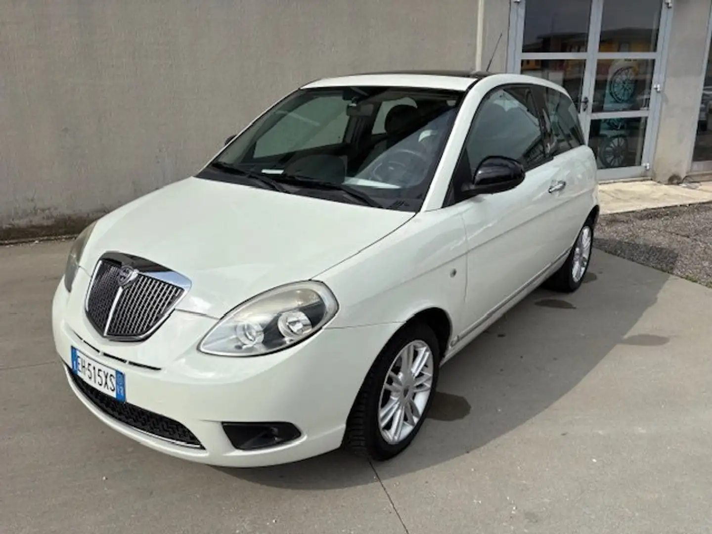 Lancia Ypsilon Ypsilon II 1.3 mjt 16v Platinum E5 FRIZIONE NUOVA Blanc - 1