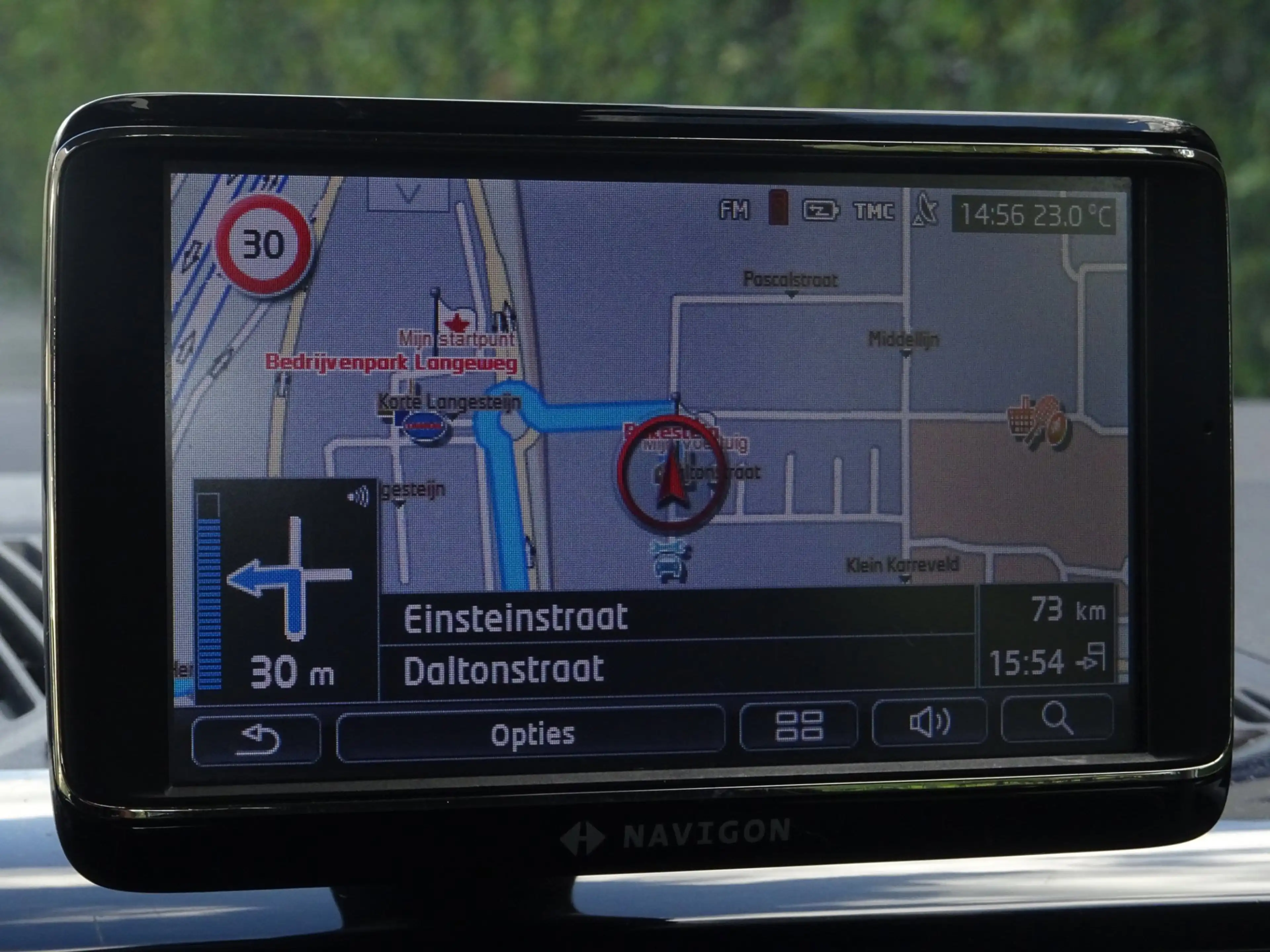 Volkswagen up! 1.0 high up! BlueMotion 5DRS LEER/NAVI/AC/APK — photo 12