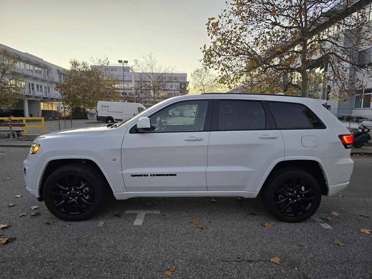 Jeep Grand Cherokee 3.6 V6 Laredo - 1