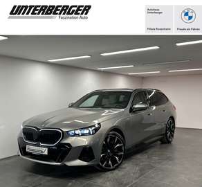 e xDrive Touring M Sportpaket Pro Harman/Kardon Pa