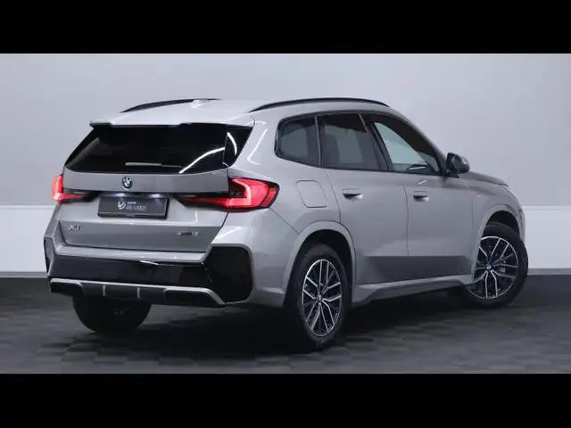 BMW X1 view 4