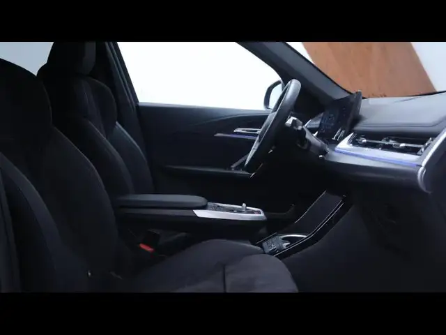 BMW X1 view 10