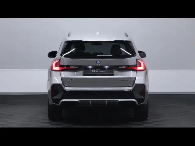 BMW X1 view 5