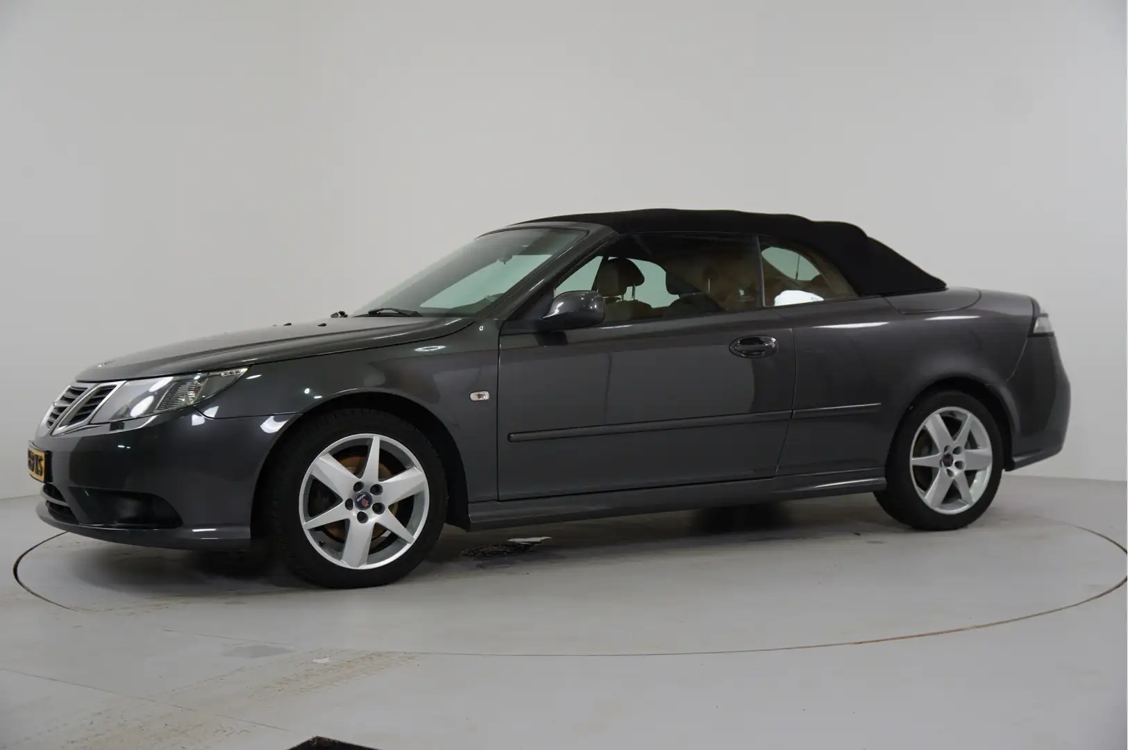 Saab 9-3 Cabrio 1.9 TTiD Linear Sport Exklusiv Aero | Leder Grijs - 2
