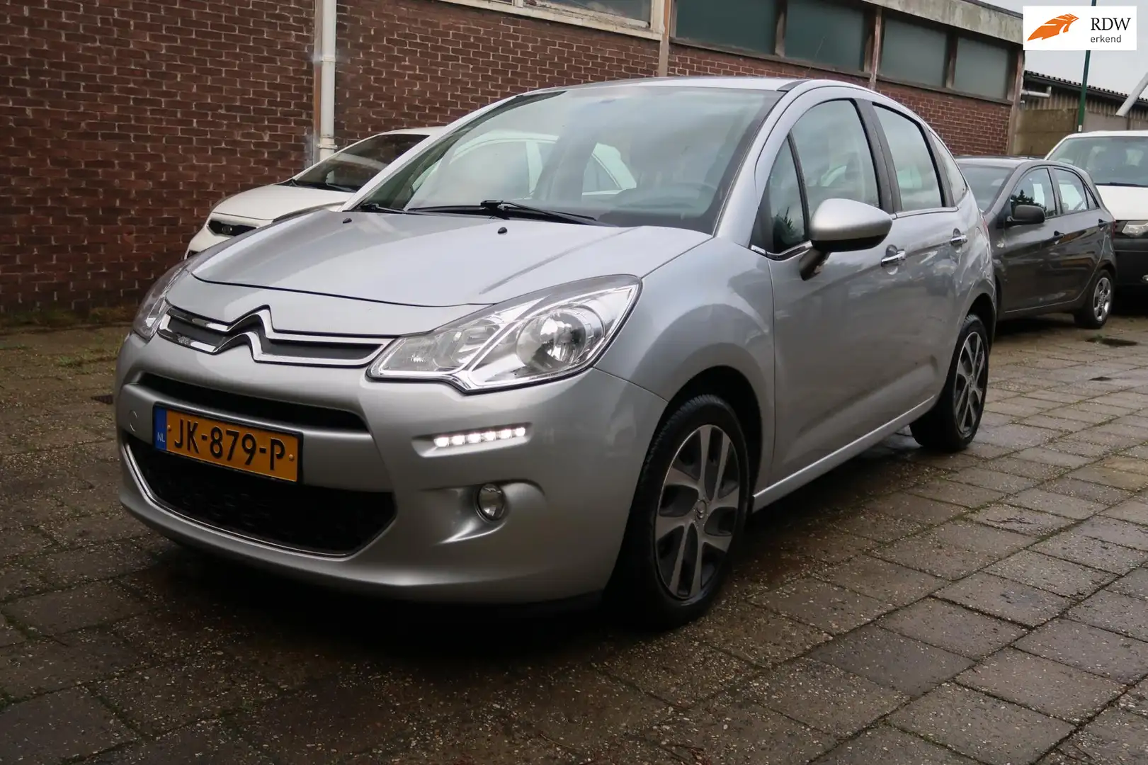 Citroen C3 1.2 PureTech Feel Edition Grijs - 1