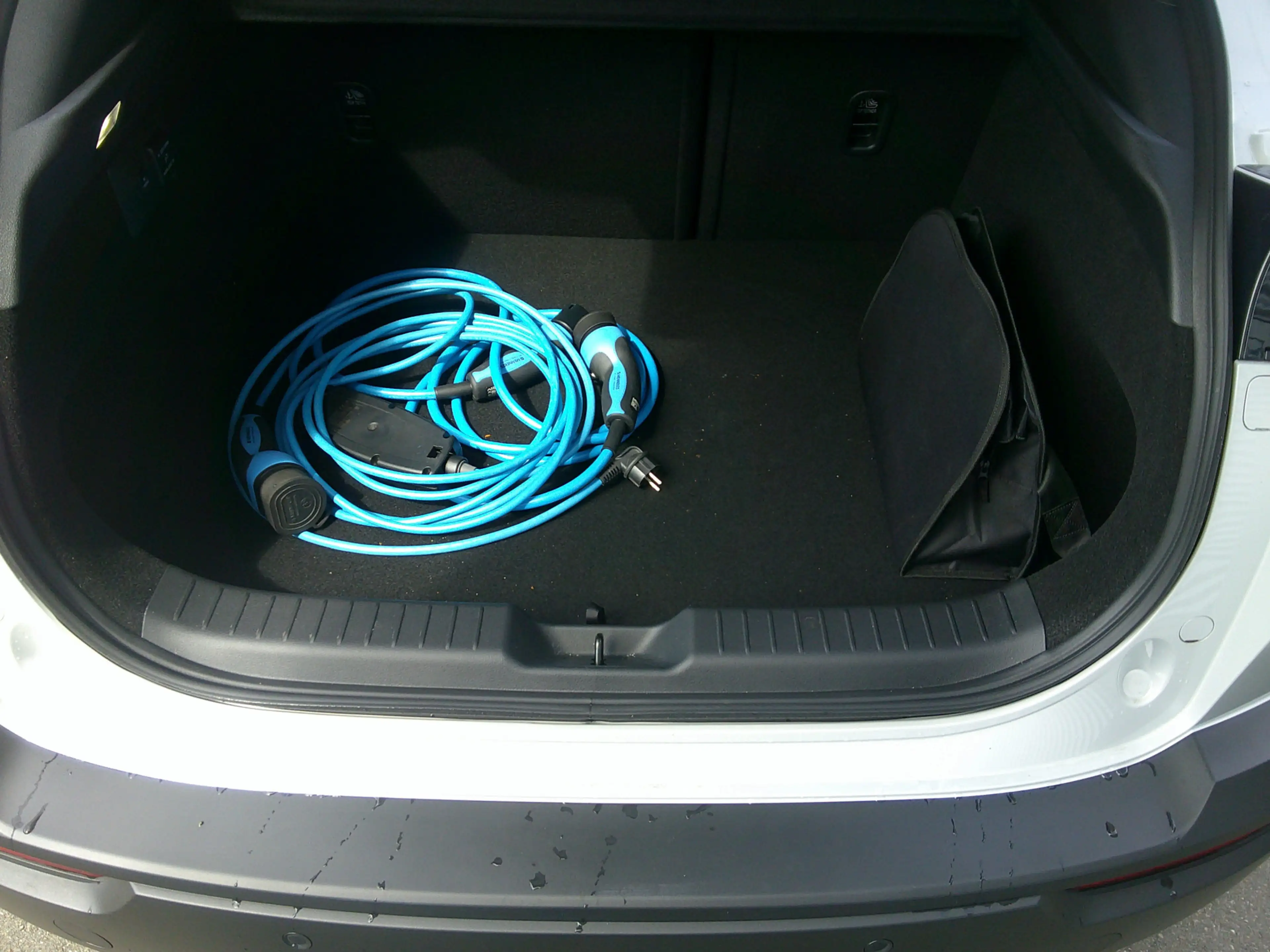 Mazda MX-30 e-SkyActiv R-EV 170 Advantage Hybride Staat in Hoo — photo 10