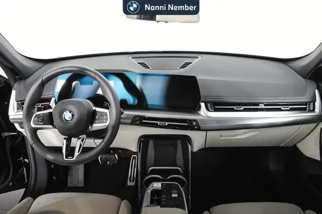 BMW X1 view 10