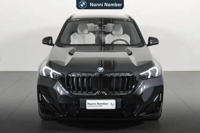 BMW X1 view 2