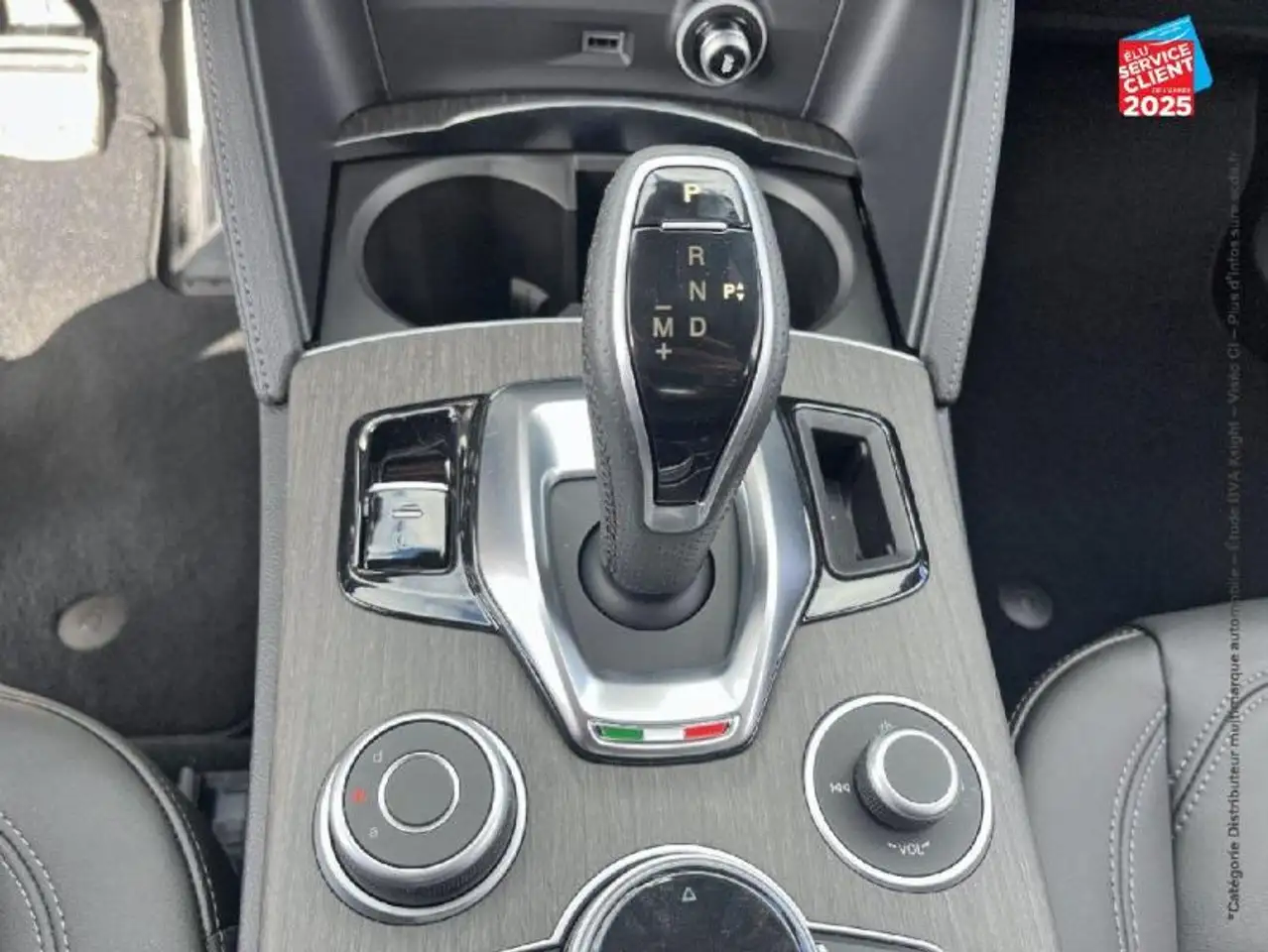 Alfa Romeo Stelvio 2024 — фото 13