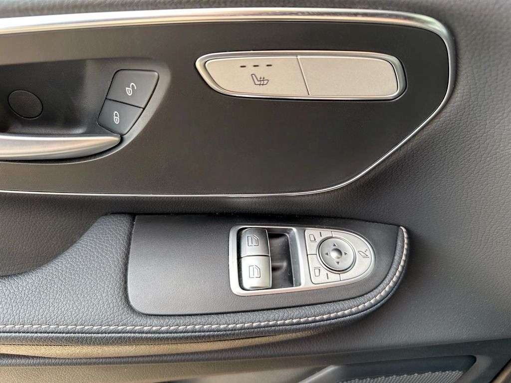 Mercedes-Benz EQV 300