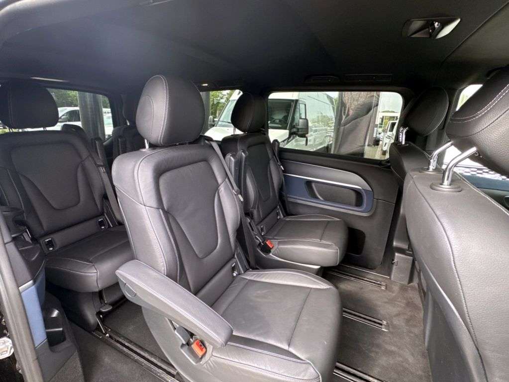 Mercedes-Benz EQV 300