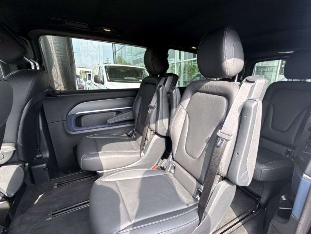 Mercedes-Benz EQV 300