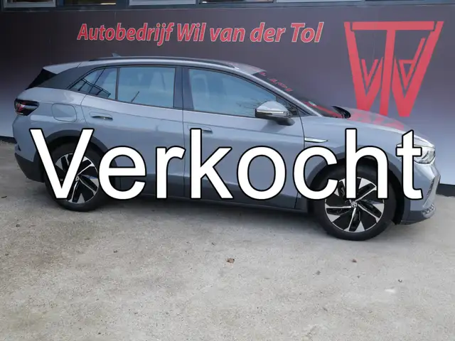 Volkswagen ID.4 PRO 77 kWh | ALL-SEASON | CAMERA | ACC | CARPLAY |