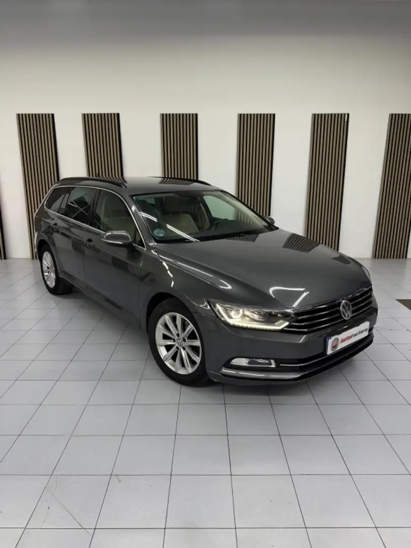 Volkswagen Passat Variant 2.0TDI Advance DSG6 110kW Grau - 2
