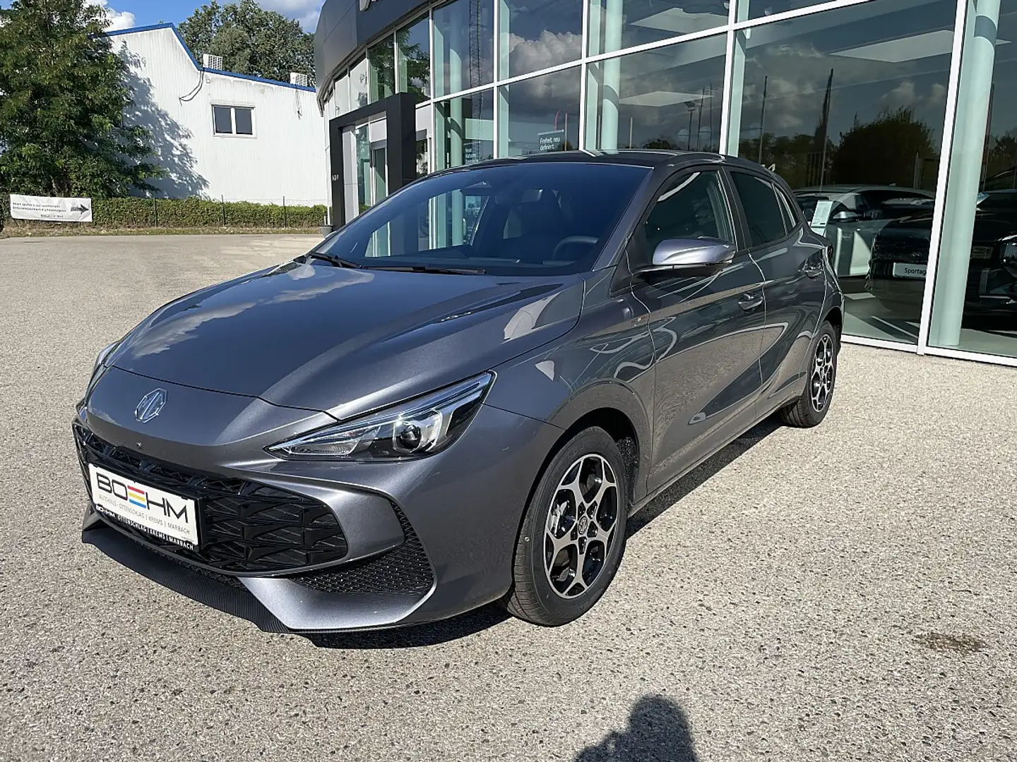 MG MG3 1,5 Hybrid+ Luxury Aut. Grau - 1