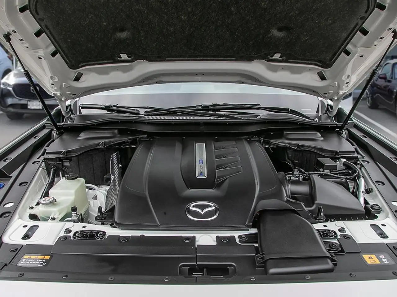 Mazda CX-70 PHEV снимка Mazda CX-70 PHEV