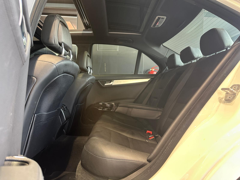 Mercedes-Benz C 220 2x AMG-LINE+AVANTGARDE PANO ILS-LED 1HAND — photo 15
