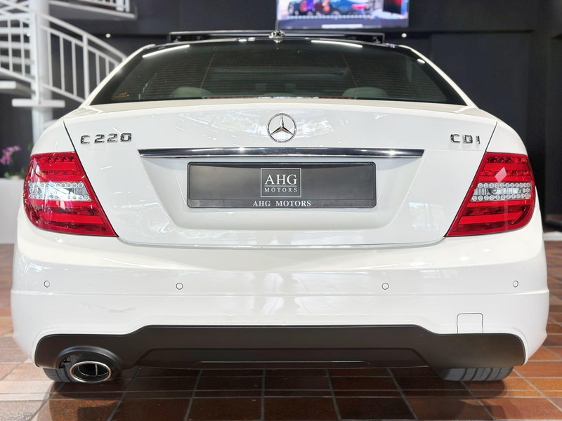 Mercedes-Benz C 220 2x AMG-LINE+AVANTGARDE PANO ILS-LED 1HAND — photo 6