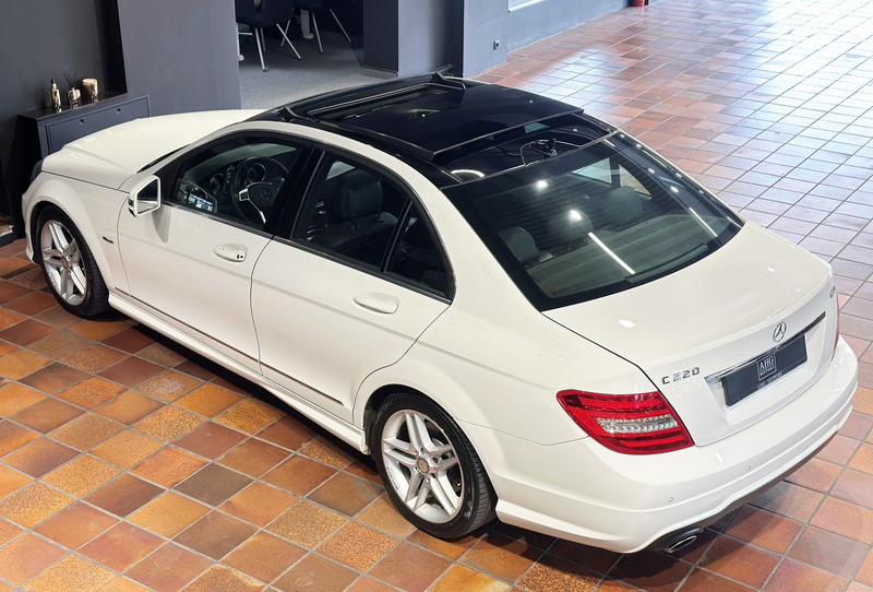 Mercedes-Benz C 220 2x AMG-LINE+AVANTGARDE PANO ILS-LED 1HAND — photo 3