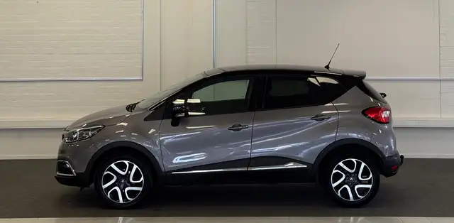 Renault Captur view 4