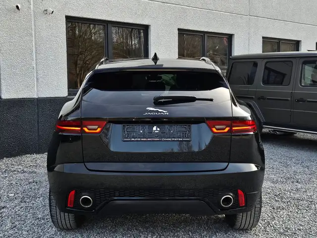 Jaguar E-Pace view 5
