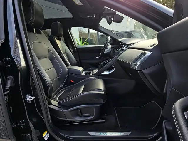 Jaguar E-Pace view 13
