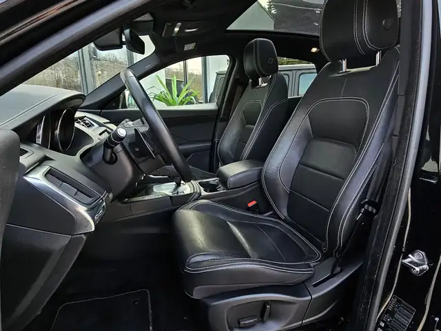 Jaguar E-Pace view 10