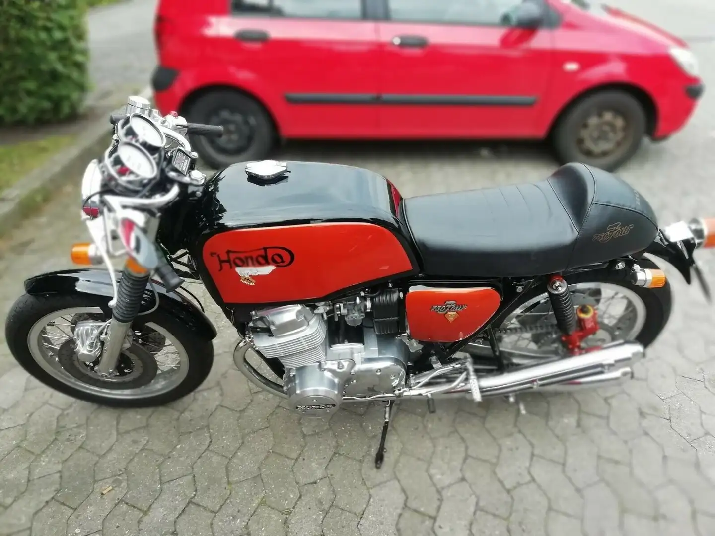 Honda CB 750 four Four K2, Cafe Racer Rouge - 2