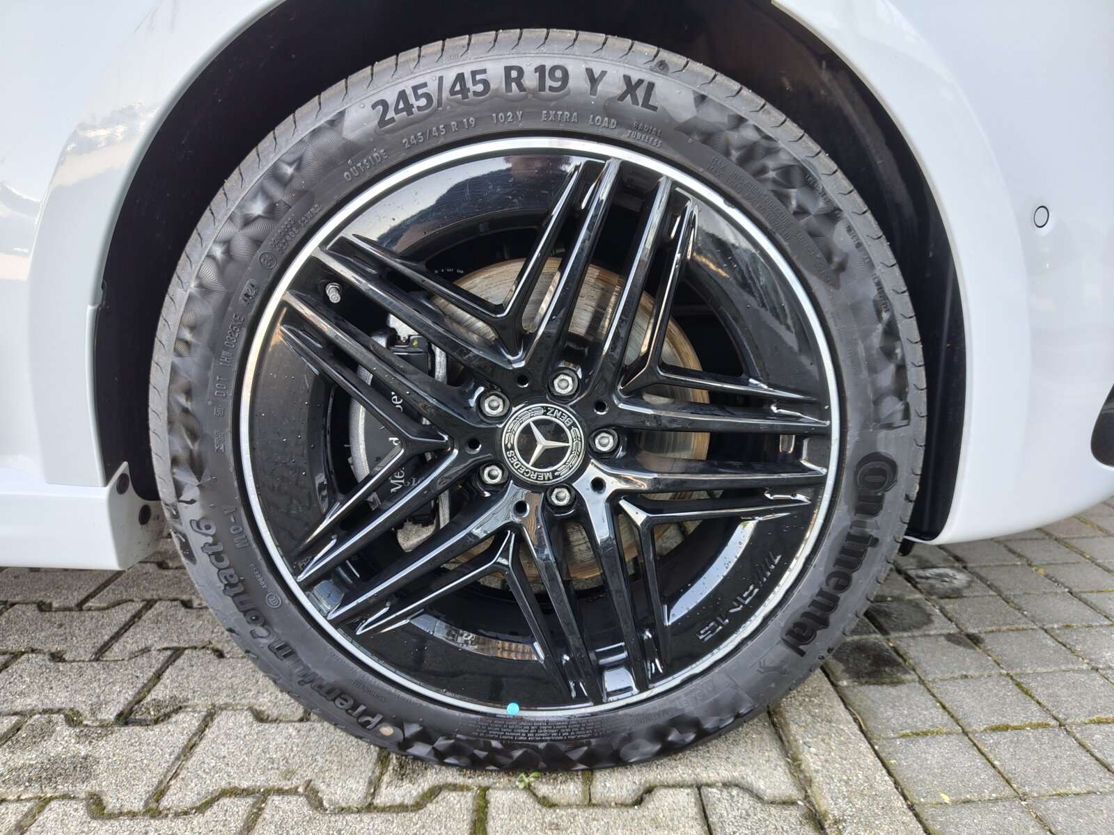 Mercedes-Benz V 250