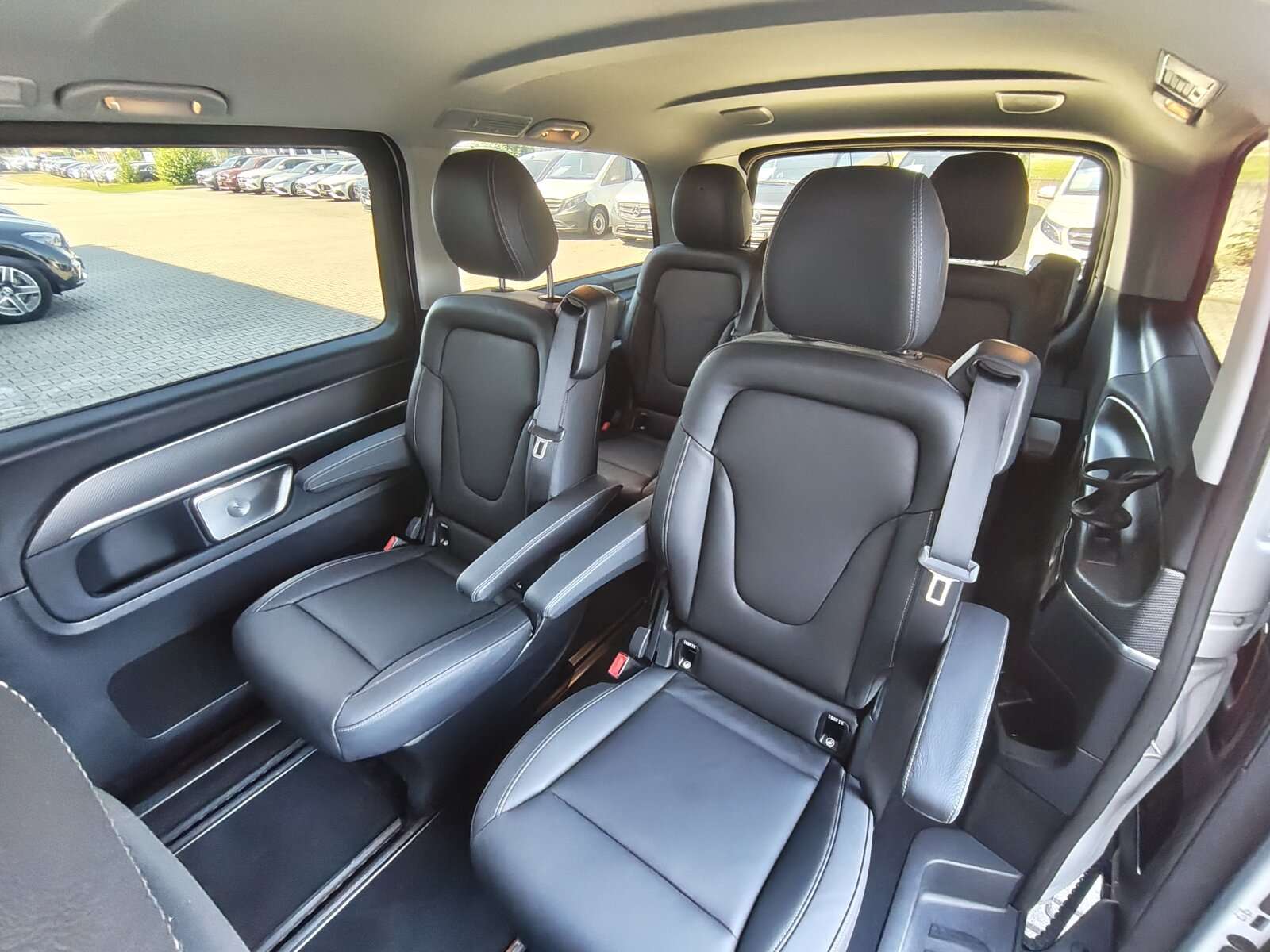 Mercedes-Benz V 250