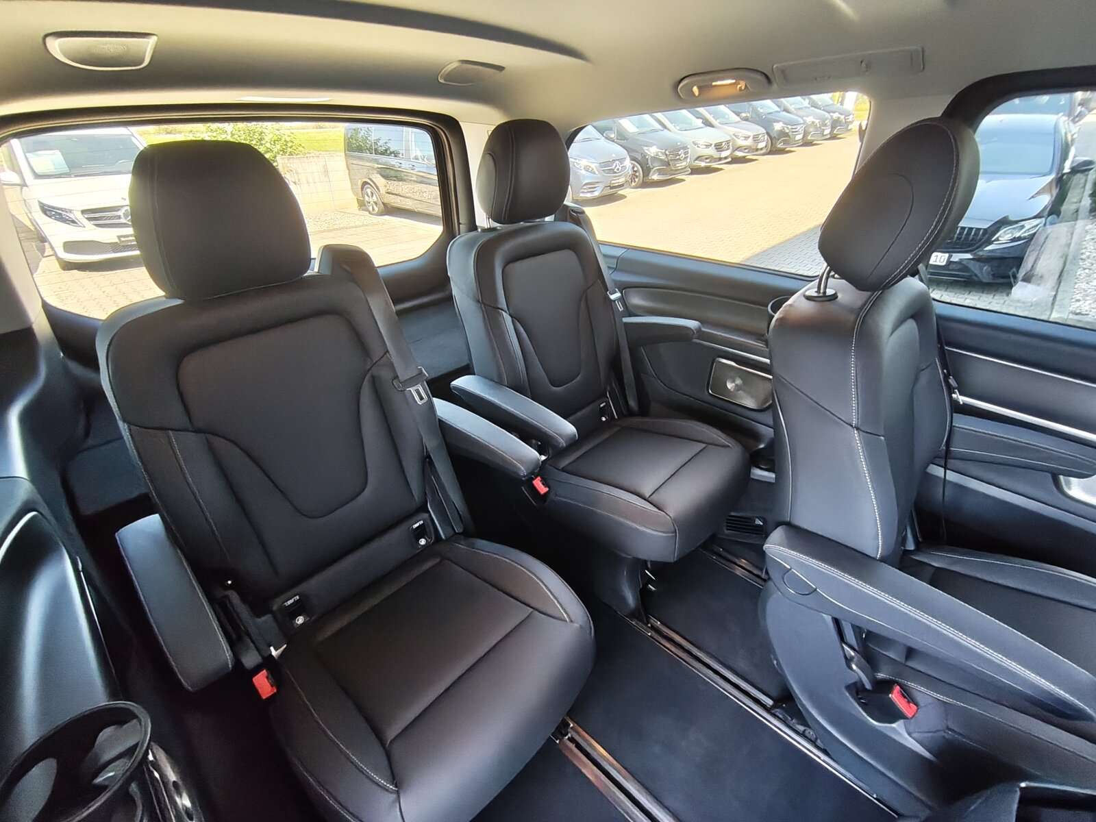 Mercedes-Benz V 250