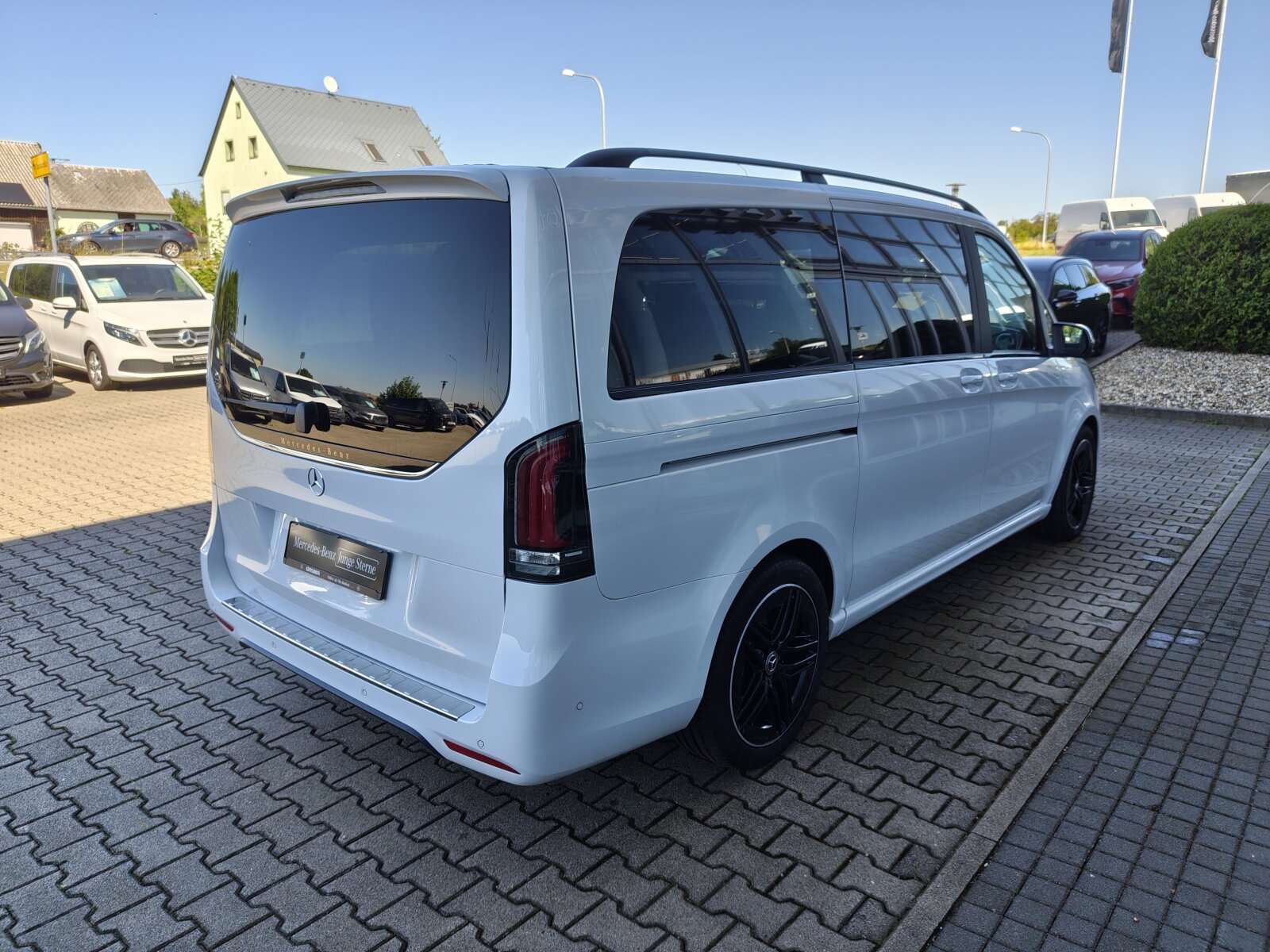 Mercedes-Benz V 250