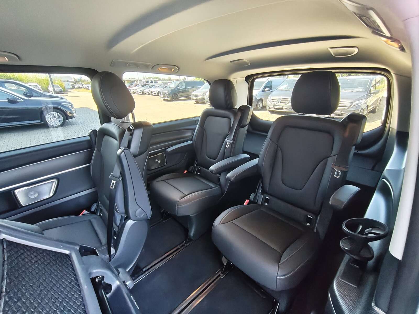 Mercedes-Benz V 250