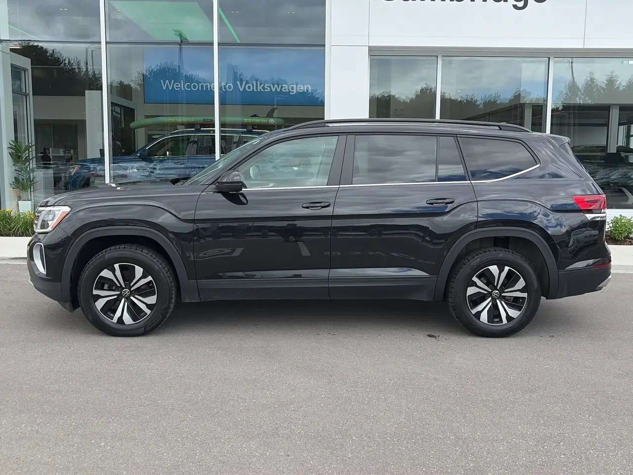 Volkswagen Atlas снимка Volkswagen Atlas
