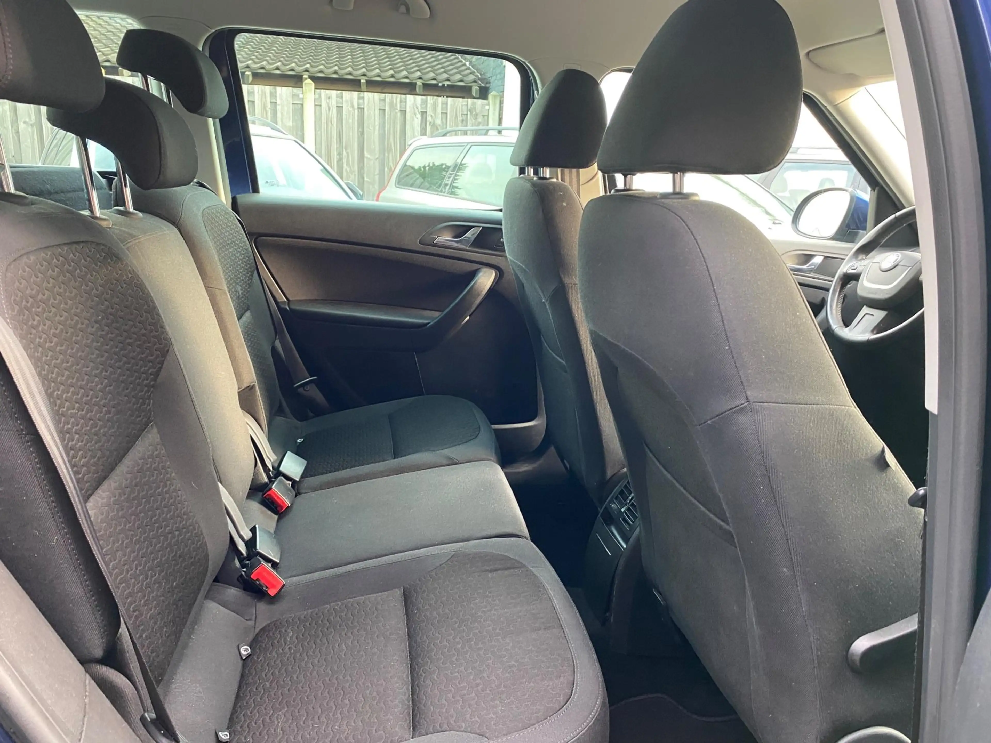 Skoda Yeti 1.8 TSI Elegance 4x4 — photo 11