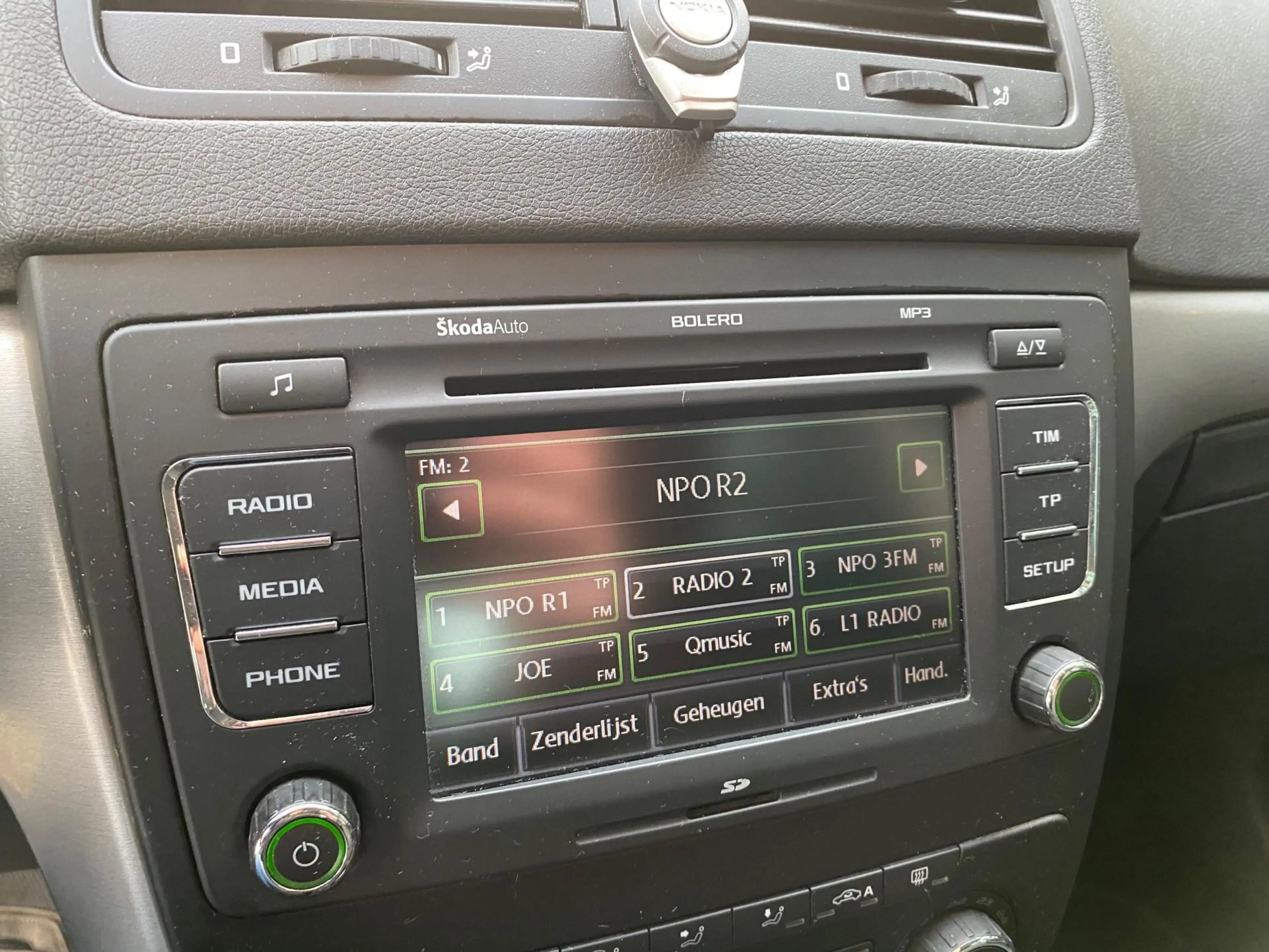 Skoda Yeti 1.8 TSI Elegance 4x4 — photo 12