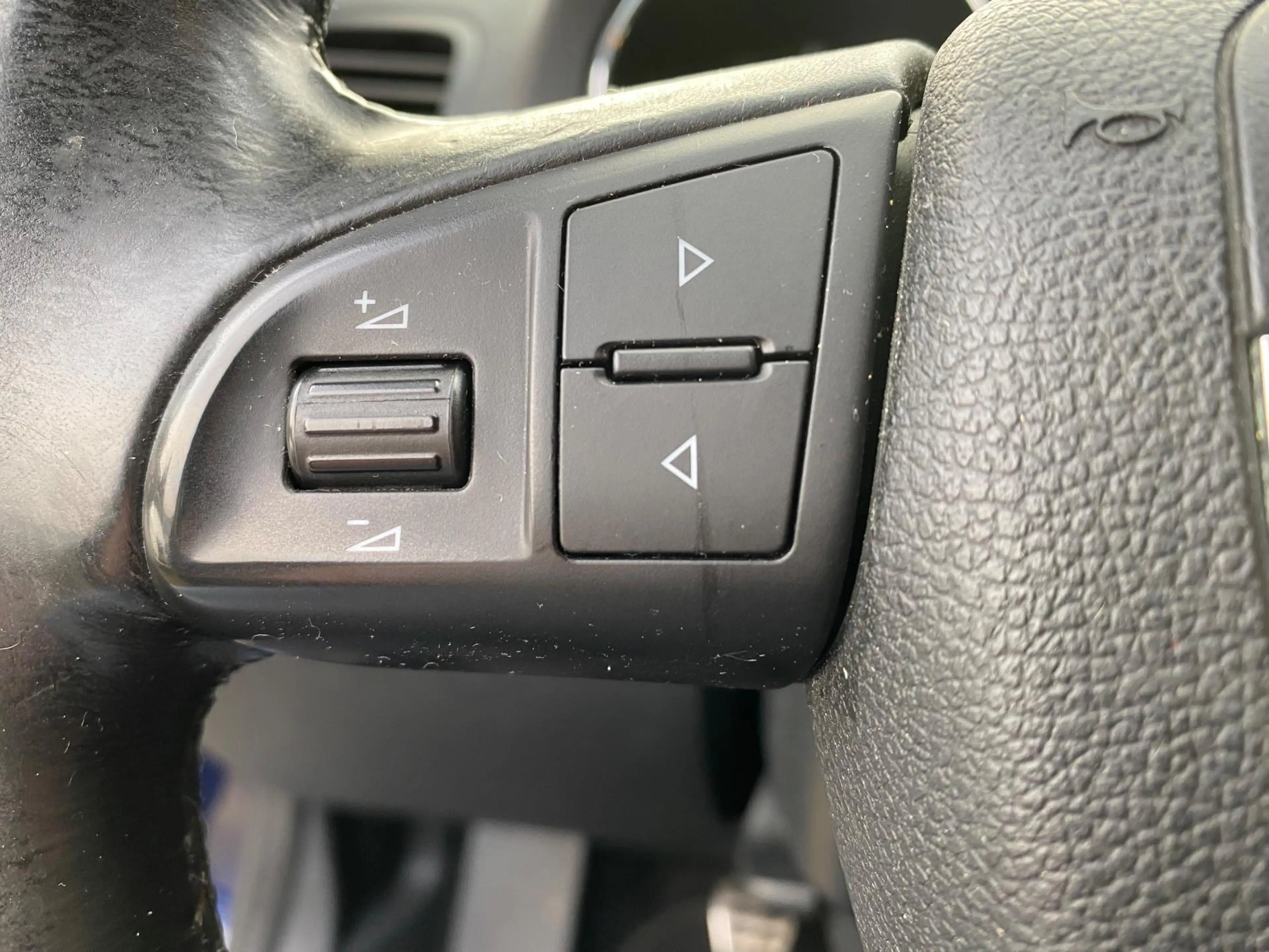 Skoda Yeti 1.8 TSI Elegance 4x4 — photo 9