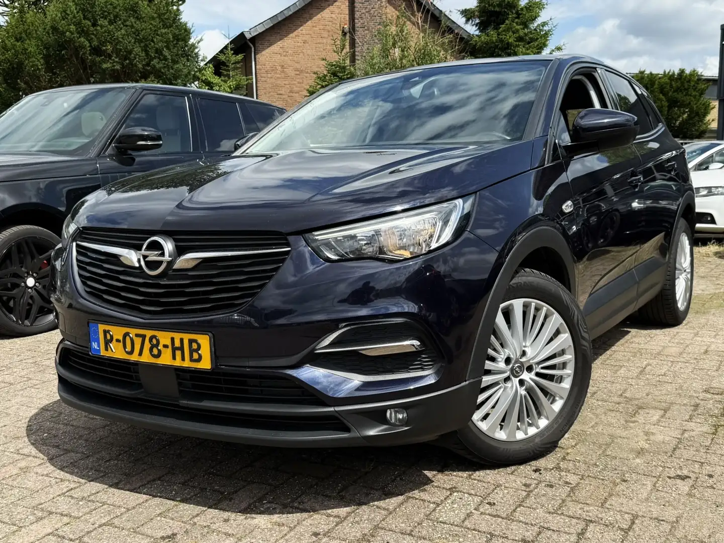 Opel Grandland X 1.5 CDTI AUTOMAAT BUSINESS + NAVI/LEER/CLIMATE/PDC Blauw - 1