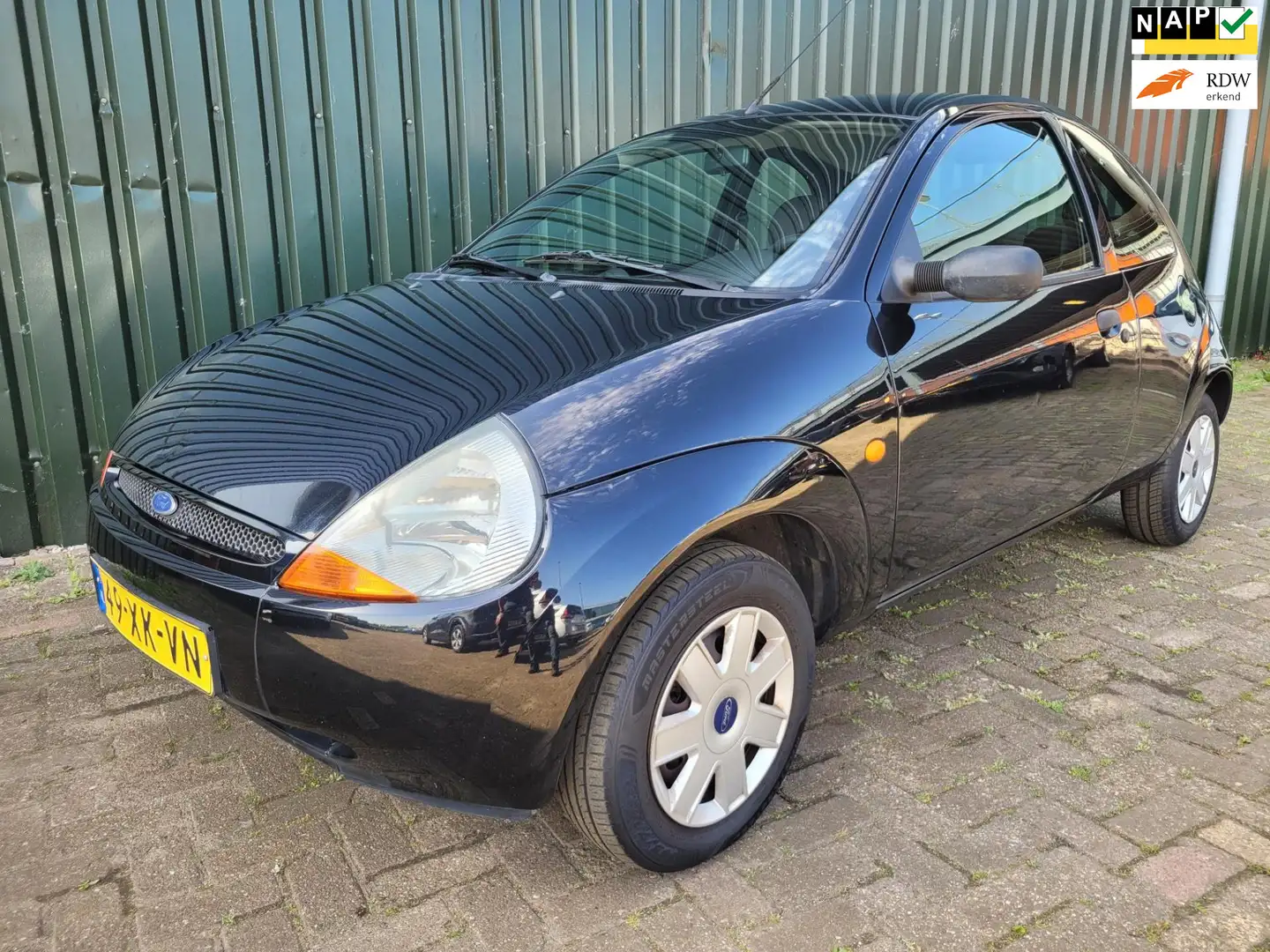 Ford Ka/Ka+ 1.3 Futura AIRCO NW APK Zwart - 1